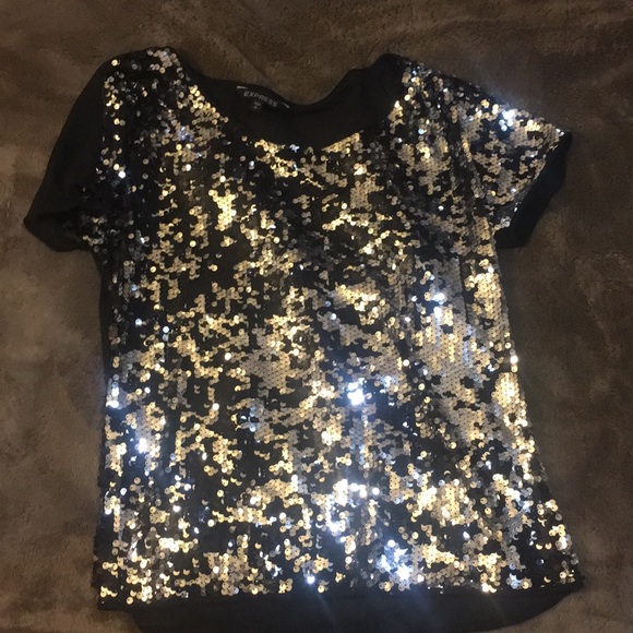 SALE 🔥 Express Tee RARE.💎 - Picture 4 of 7